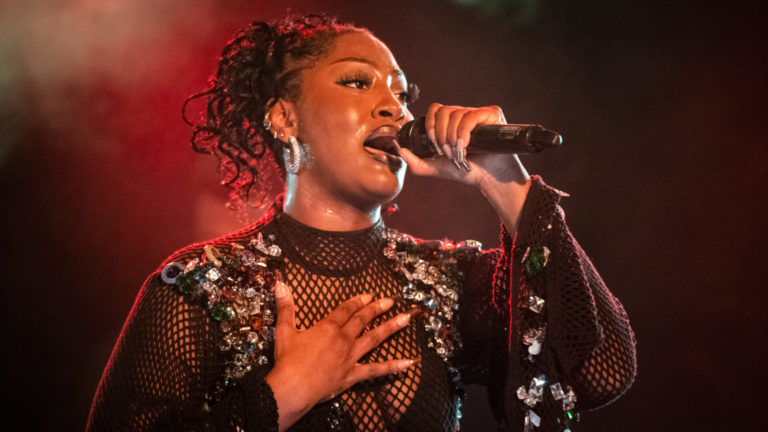 Nigerian Singer, Tems speaks after first Grammy win